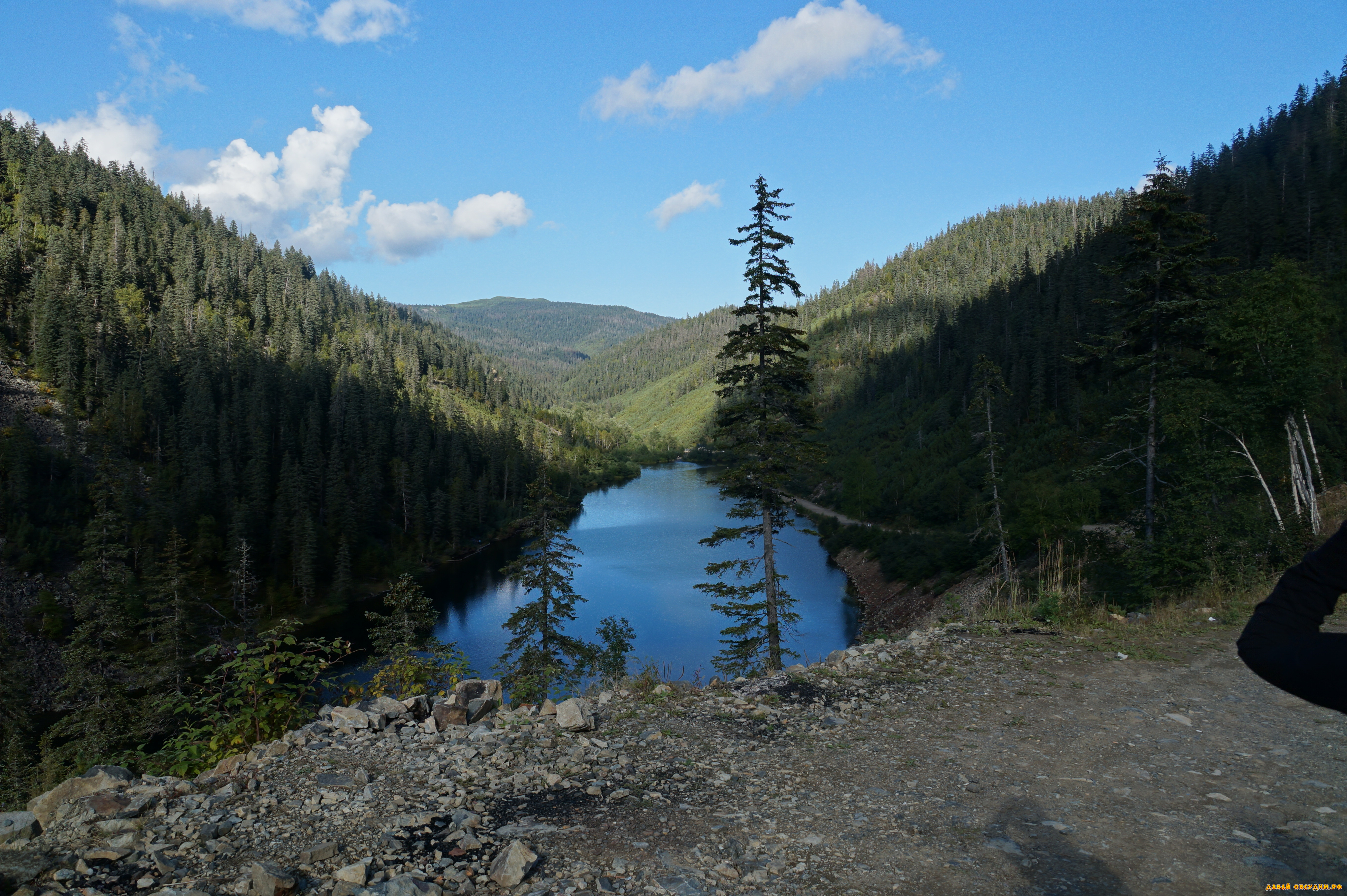 Озеро Амут